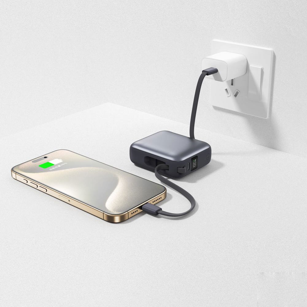 Nova Powerbank 22.5W Power Delivery met ingebouwde kabels 10000 mAh